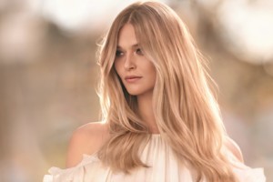 Le Hair Bronzing is de nieuwe <strong>L’Oréal</strong> twee-tinten techniek