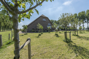 <strong>Guy Sarlemijn</strong> opent nieuwe showroom in Strijen