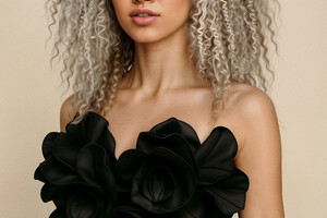 Raúl de Andreas presenteert VELVET