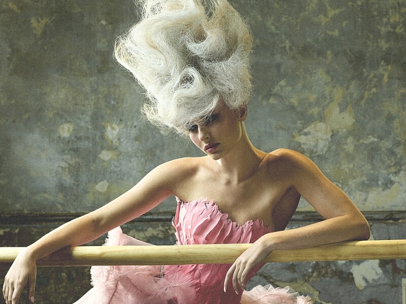 De reis van een ballerina staat centraal in The Dance of Time
