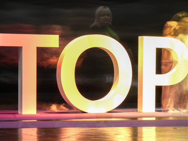 TOP HAIR: EEN ONTMOETINGSPLEK
VOOR INSPIRATIE, VAKMANSCHAP EN VERBINDING