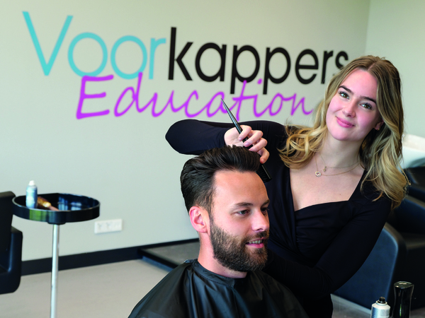 voorkappers opent
educatieruimte in
nieuw experience center